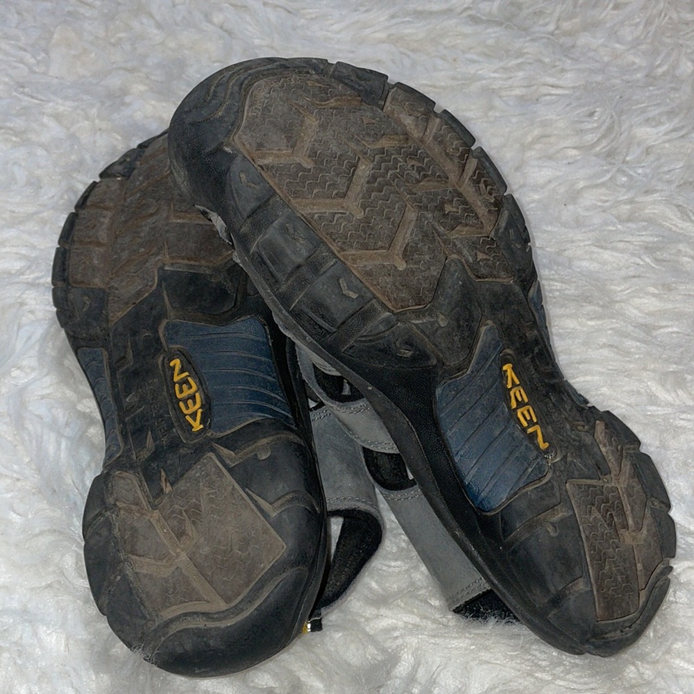 Keen Women's Newport H2, Size 7.5 - Picture 6 of 11